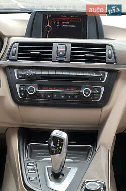 Седан BMW 3 Series 2013 в 