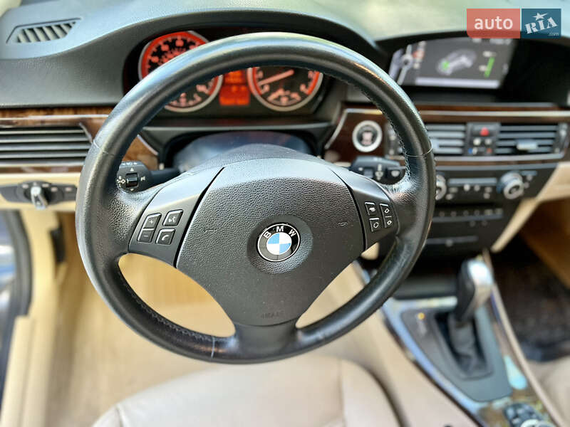 Седан BMW 3 Series 2010 в Одесі
