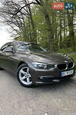 Седан BMW 3 Series 2013 в Дрогобичі
