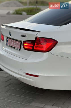 Седан BMW 3 Series 2013 в 