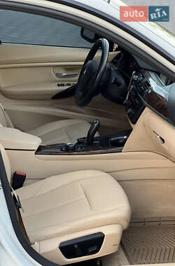 Седан BMW 3 Series 2013 в 