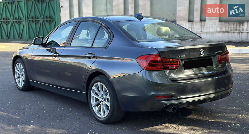 Седан BMW 3 Series 2016 в Днепре
