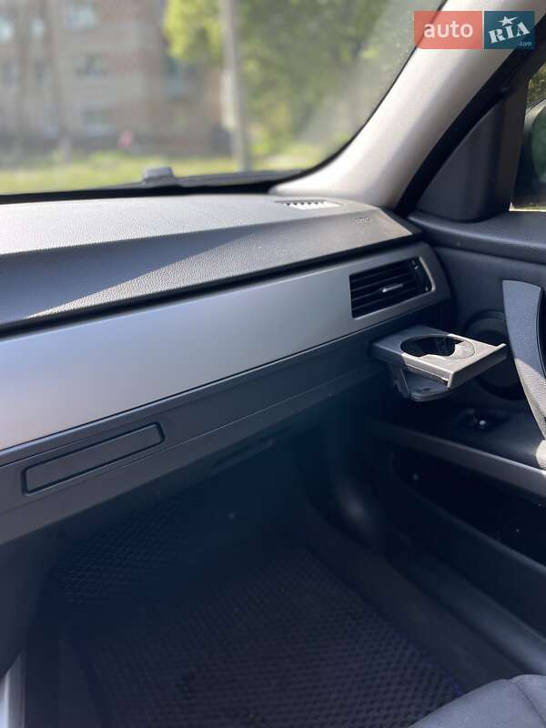 Універсал BMW 3 Series 2007 в Чугуєві