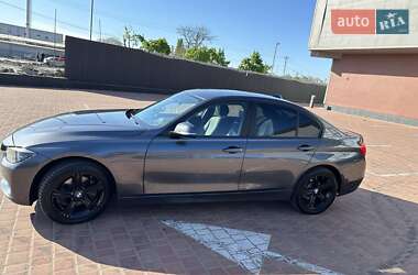 Седан BMW 3 Series 2013 в 