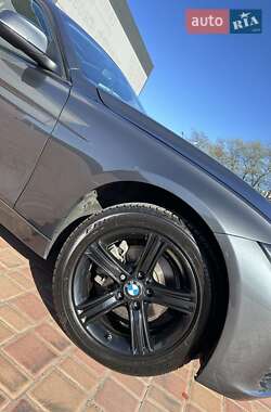 Седан BMW 3 Series 2013 в 