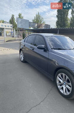 Седан BMW 3 Series 2005 в 