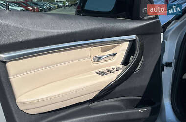 Седан BMW 3 Series 2016 в 