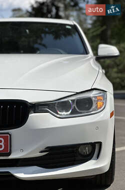 Седан BMW 3 Series 2013 в 