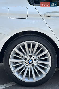 Седан BMW 3 Series 2013 в 