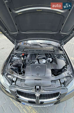 Седан BMW 3 Series 2005 в 