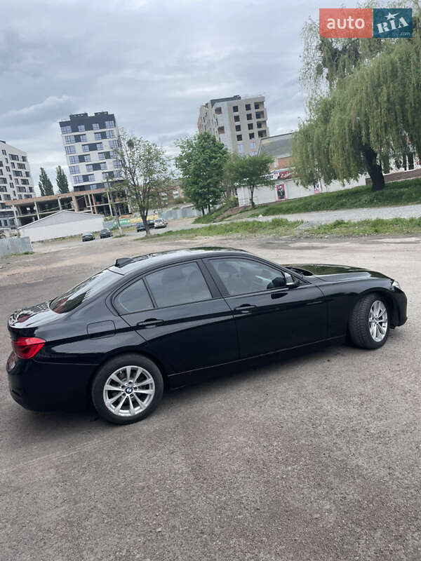 Седан BMW 3 Series 2016 в Рівному