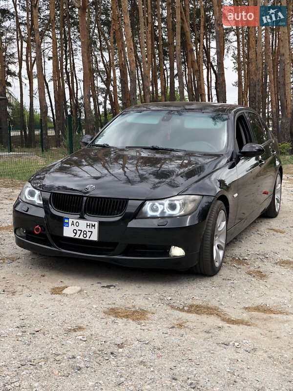 Седан BMW 3 Series 2007 в Зміїві