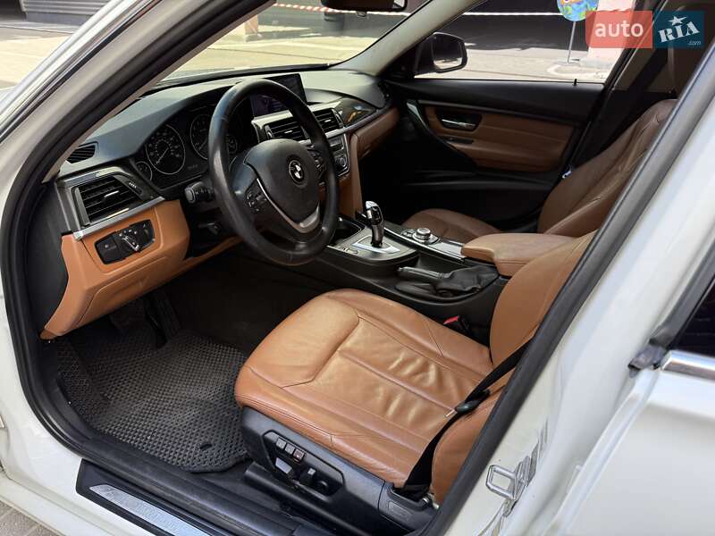 Седан BMW 3 Series 2012 в Киеве