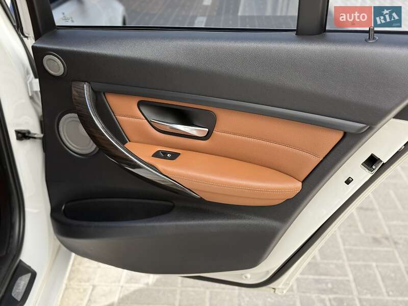 Седан BMW 3 Series 2012 в Киеве
