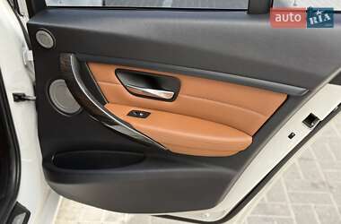 Седан BMW 3 Series 2012 в 