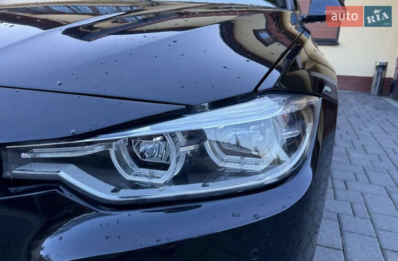 Седан BMW 3 Series 2017 в Радехові