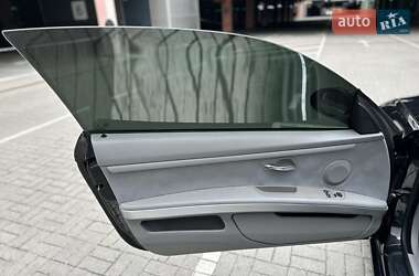 Купе BMW 3 Series 2010 в 