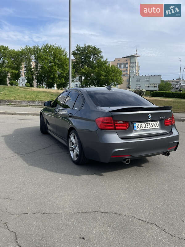 Седан BMW 3 Series 2015 в Киеве