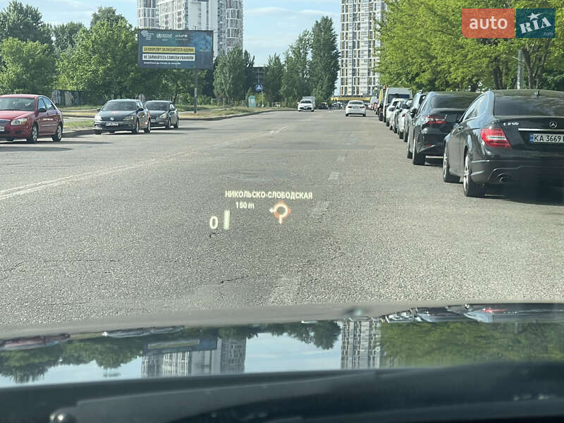 Седан BMW 3 Series 2015 в Киеве