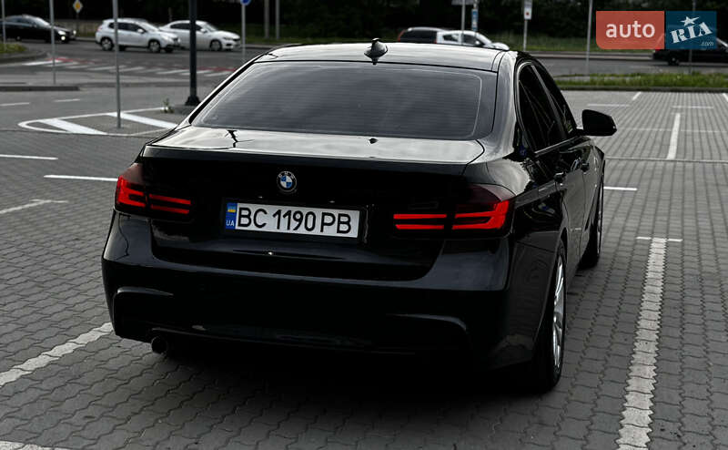 Седан BMW 3 Series 2013 в Львові