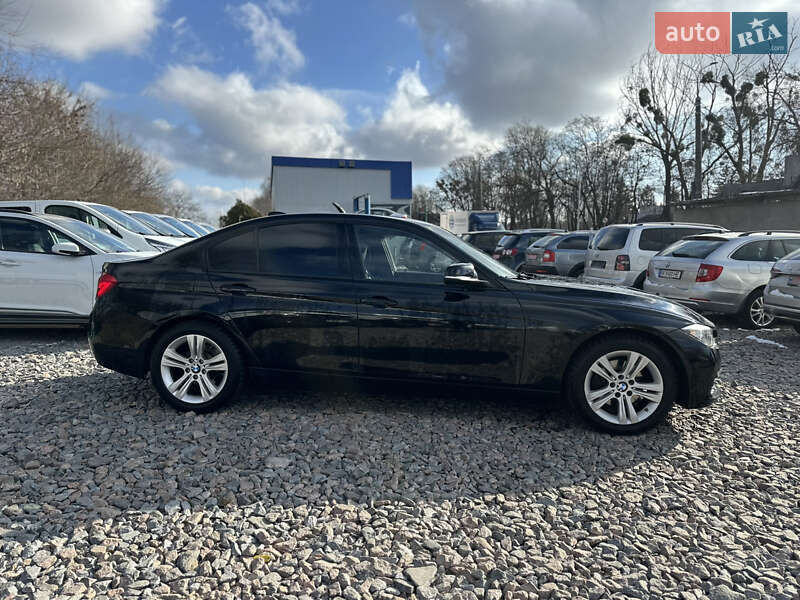Седан BMW 3 Series 2016 в Ровно
