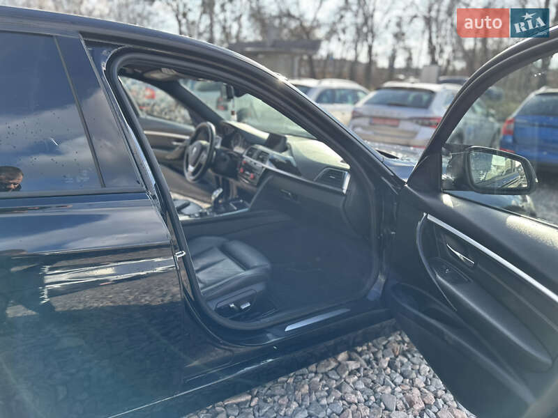 Седан BMW 3 Series 2016 в Ровно