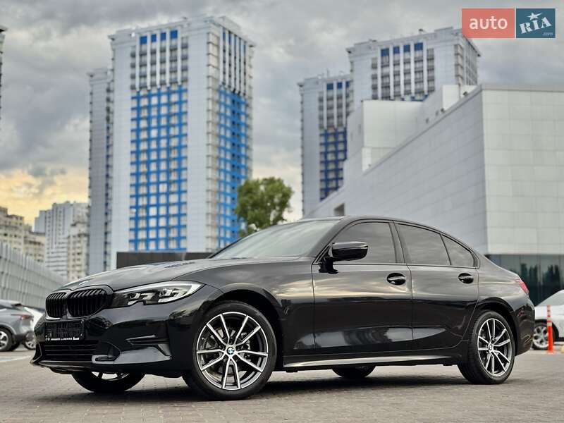 BMW 3 Series 2022