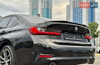 Седан BMW 3 Series 2022 в 