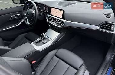 Седан BMW 3 Series 2022 в 