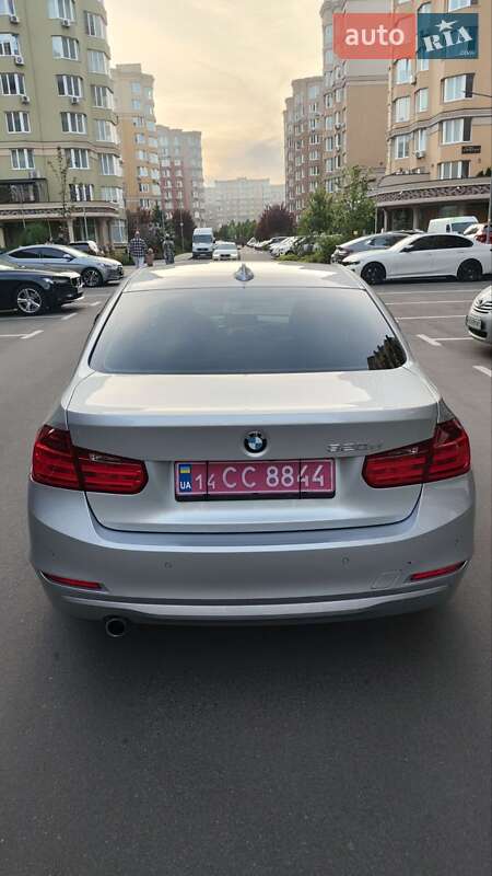 Седан BMW 3 Series 2014 в Киеве
