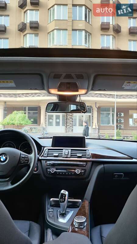 Седан BMW 3 Series 2014 в Киеве