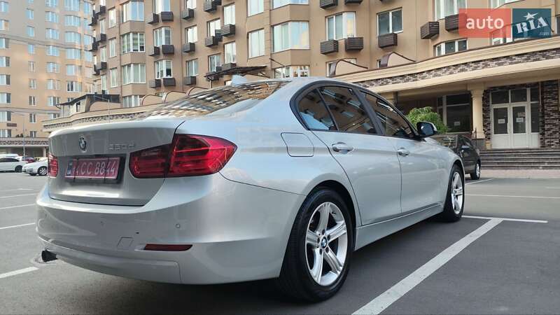 Седан BMW 3 Series 2014 в Киеве