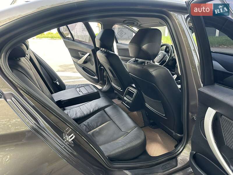 Седан BMW 3 Series 2012 в Вінниці
