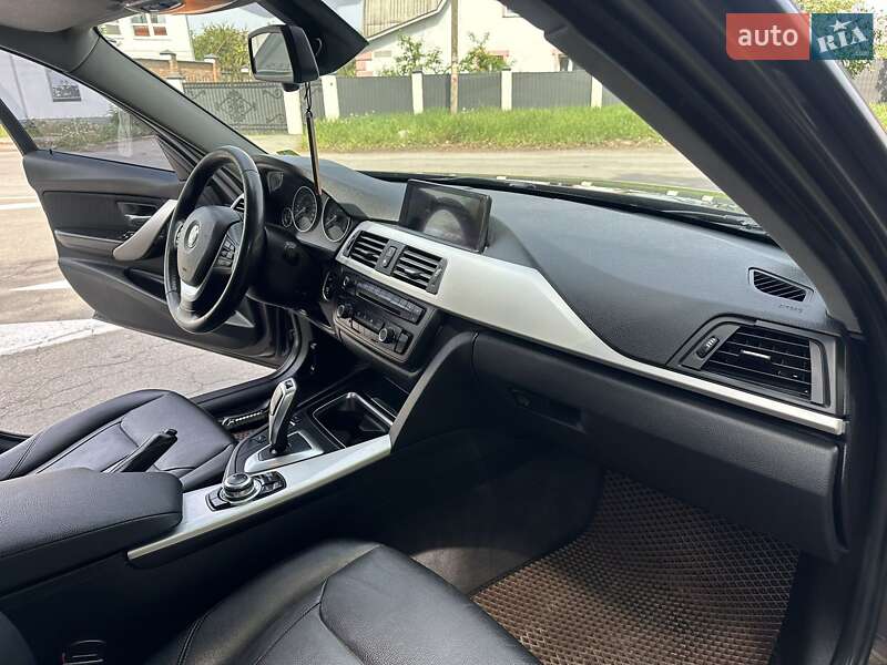 Седан BMW 3 Series 2012 в Вінниці