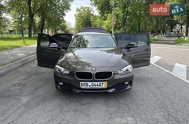 Седан BMW 3 Series 2012 в 