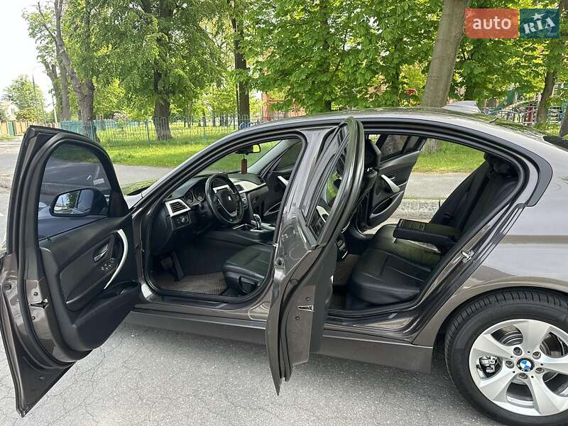 Седан BMW 3 Series 2012 в Вінниці