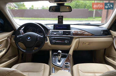Седан BMW 3 Series 2012 в 