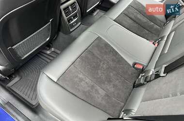 Седан BMW 3 Series 2022 в 