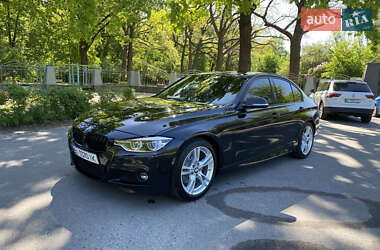Седан BMW 3 Series 2017 в Полтаве