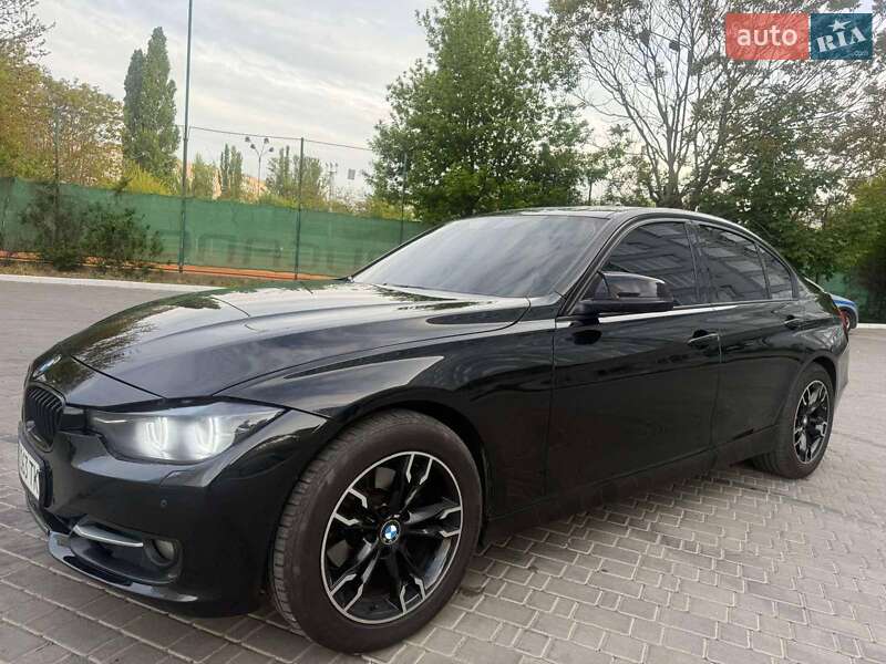Седан BMW 3 Series 2013 в Одесі