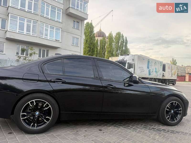 Седан BMW 3 Series 2013 в Одесі