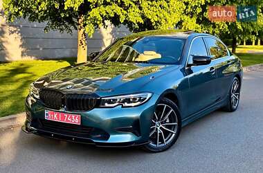 Седан BMW 3 Series 2021 в Києві