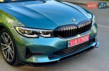 Седан BMW 3 Series 2021 в 