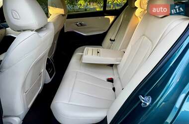 Седан BMW 3 Series 2021 в 