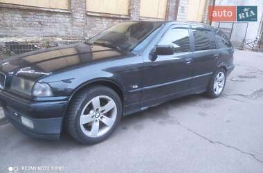 Універсал BMW 3 Series 1998 в 