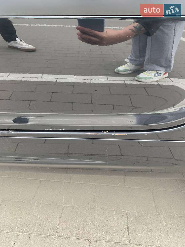 Седан BMW 3 Series 2003 в Лебедине