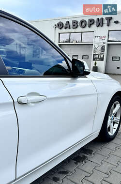 Седан BMW 3 Series 2012 в 