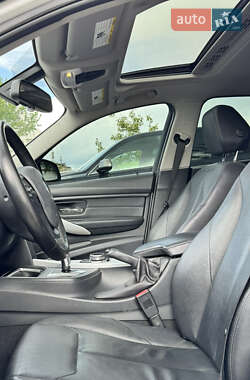 Седан BMW 3 Series 2012 в 