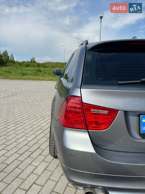 Универсал BMW 3 Series 2009 в Львове фото 21 Универсал BMW 3 Series 2009 в Львове