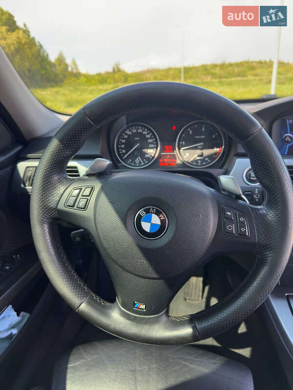 Универсал BMW 3 Series 2009 в Львове фото 30 Универсал BMW 3 Series 2009 в Львове